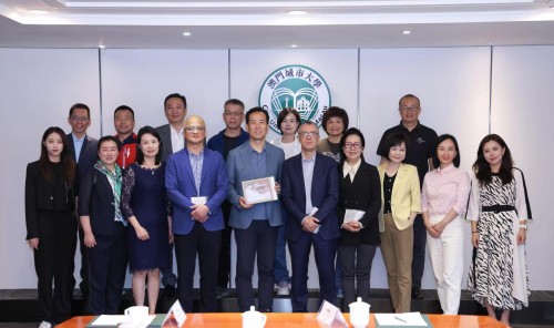 The Delegation of the Ultra Gobi Friends Association in the Greater Bay Area Visited CityU to Discus...