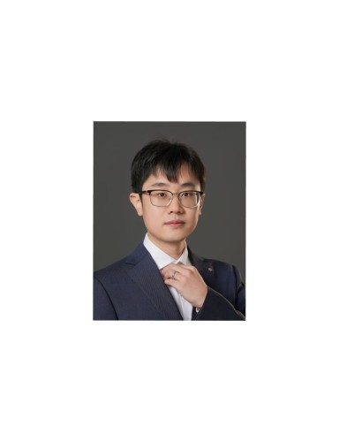 Lu Wang, PhD in Finance